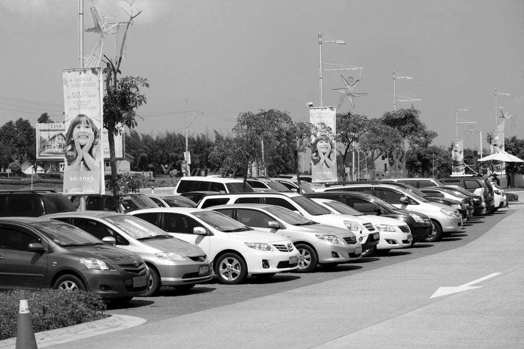 a parking lot full of cars